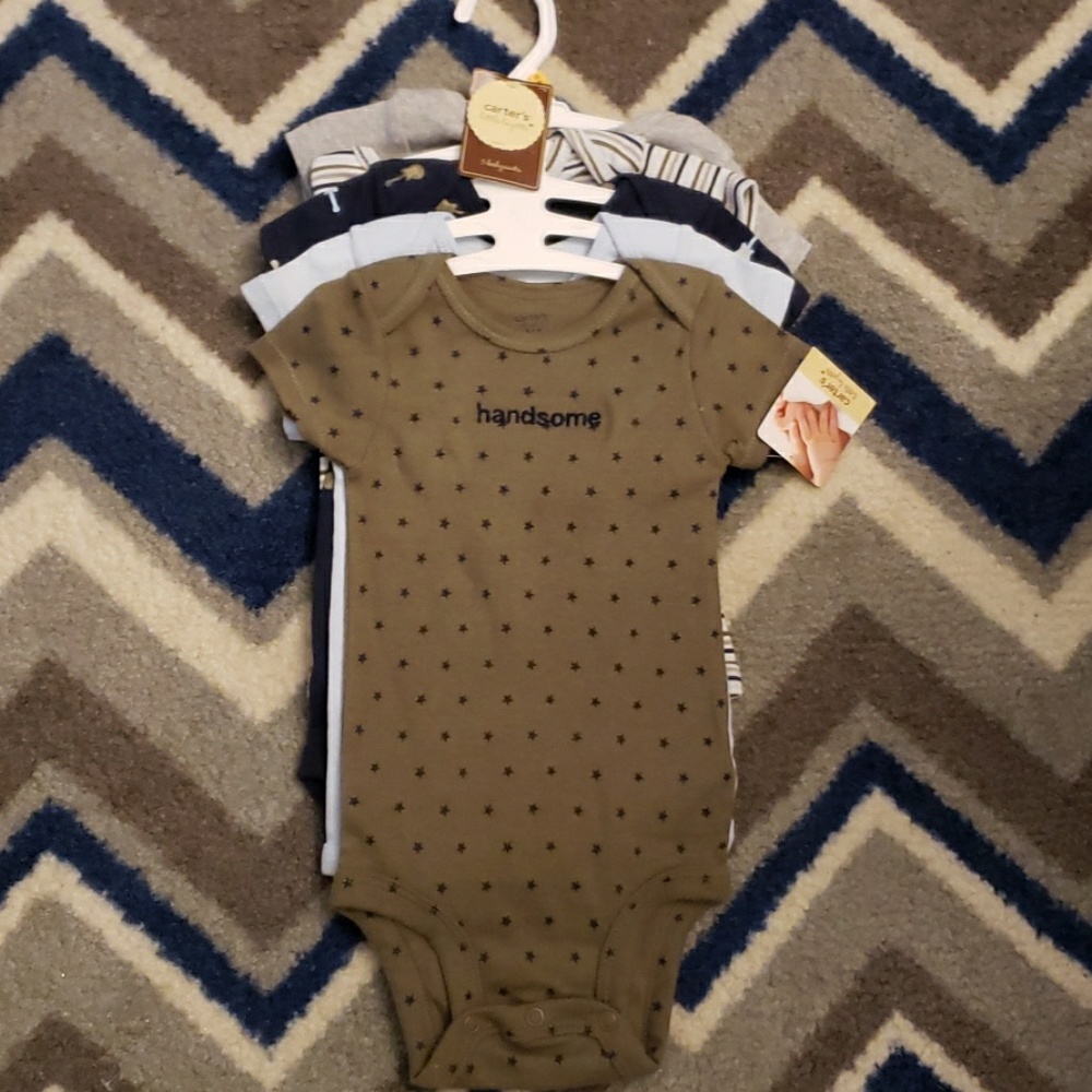 Boy onesies set